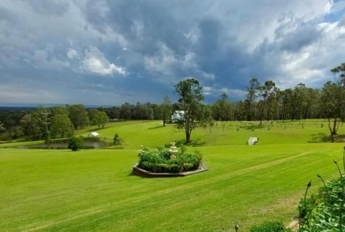 Cabins At Lovedale Wedding Chapel Екстериор снимка